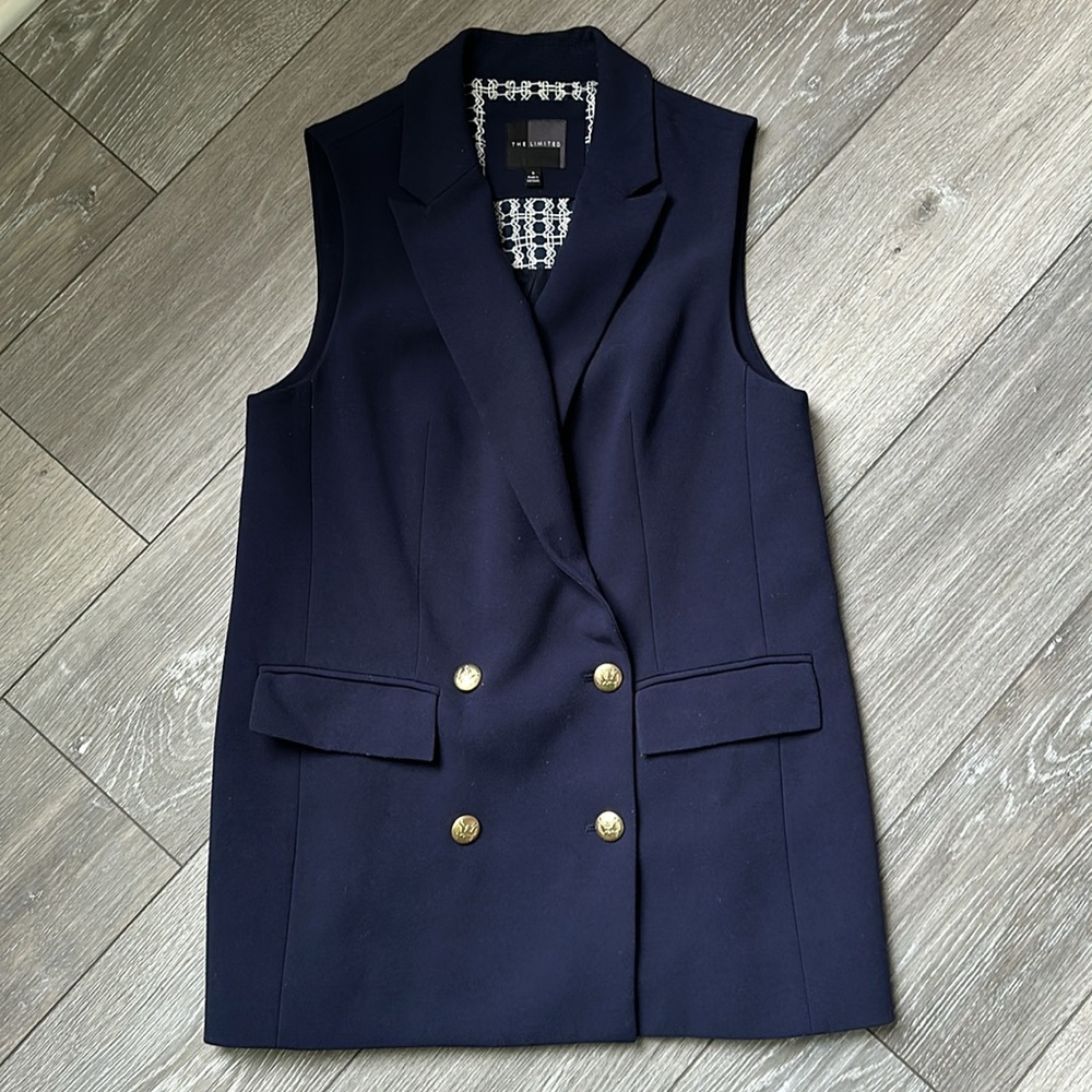 The Limited Double-Breasted Blazer Vest - Picture 3 of 10